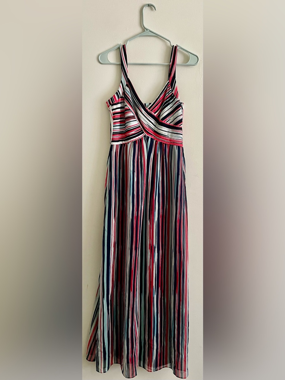 🥁 Bethany Striped V-Neck Maxi Dress 🥁